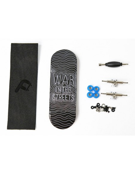 freeday war in the streets 32mm | fingerskate