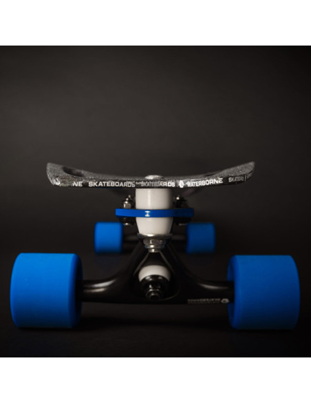 Características waterborne gemini carbon drop through surfskate