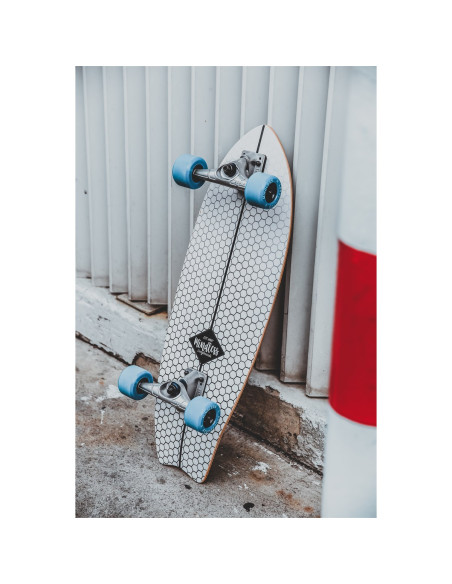 Características mindless surfskate fish tail 29.5'' x 9.75'' weiss