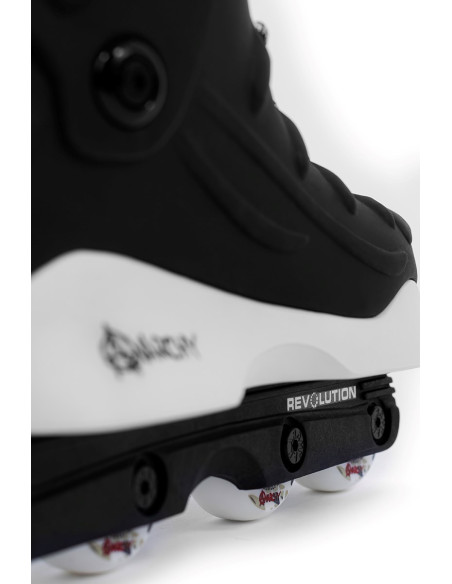 Oferta anarchy revolution ii black aggressive skates